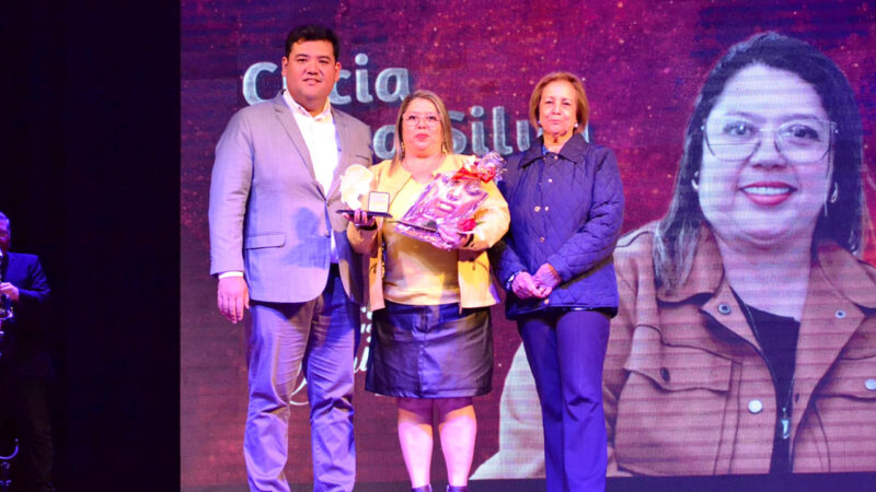 Prêmio “Mulheres que Brilham ✨” | Presidente Clícia Mara Silva Damaceno é homenageada pelo segundo ano consecutivo