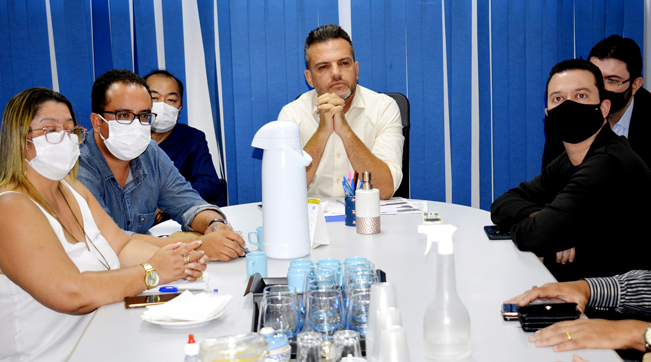 REUNIÃO PRODUTIVA | Prefeitura pede prazo até 11 de fevereiro para dar resposta definitiva sobre o Fundeb do Apoio