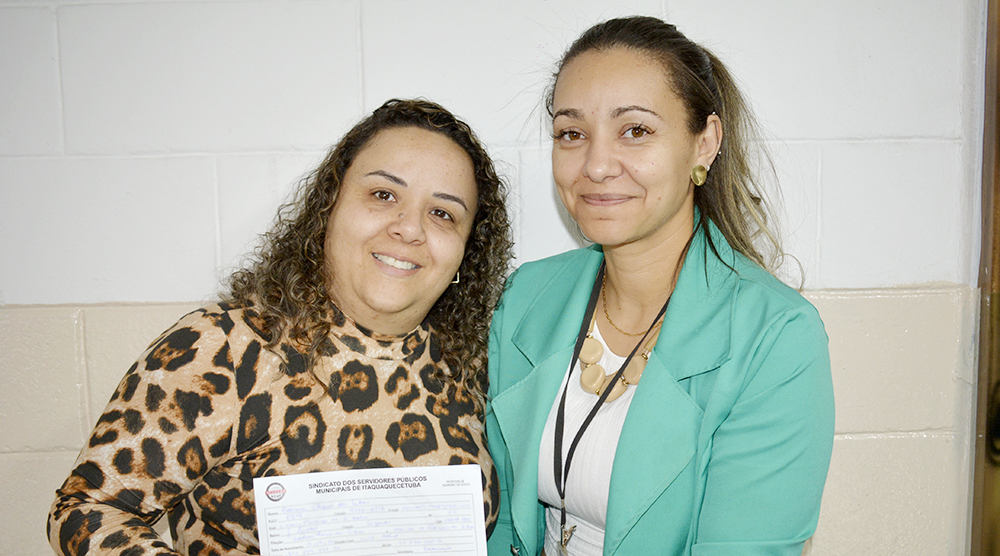 Edmara Chaves da Silva, Professora do CAIC Professor Paulo Nunes, é a mais nova associada | Seja bem-vinda ao Sinseri!