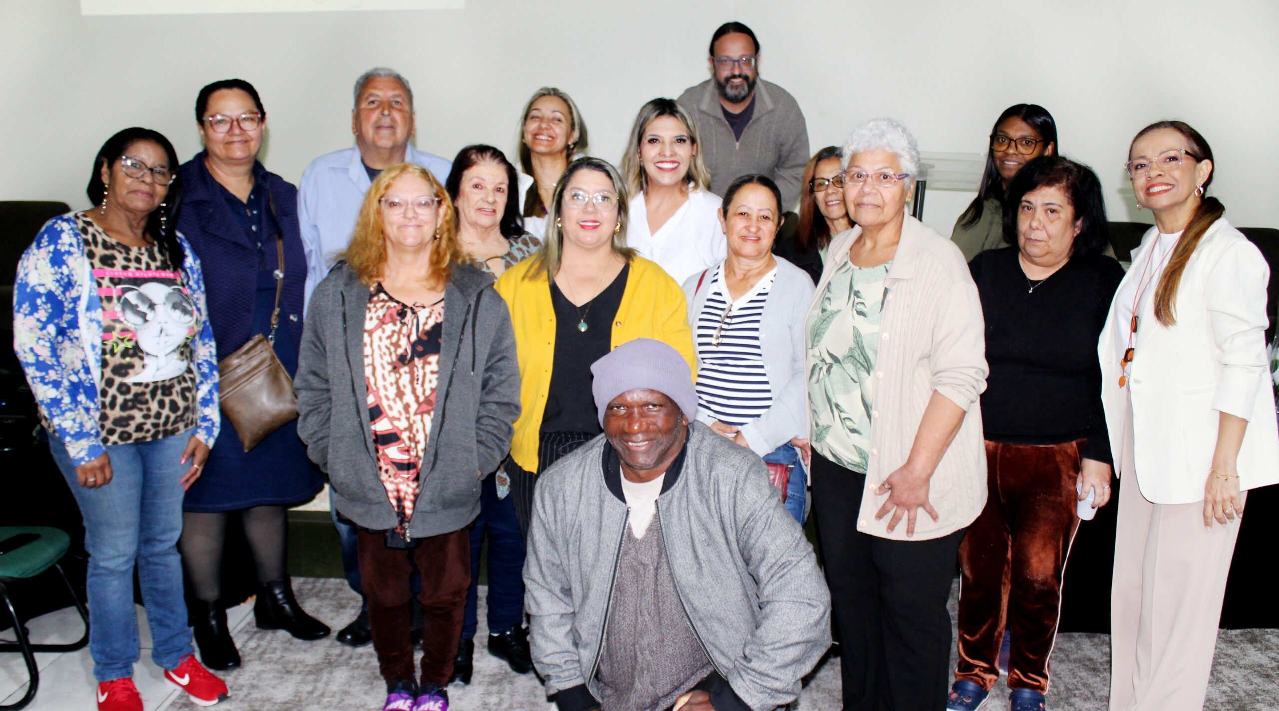 2ª Edição do Café com os Aposentado proporciona diálogo, palestra sobre saúde e autocuidado e muita diversão