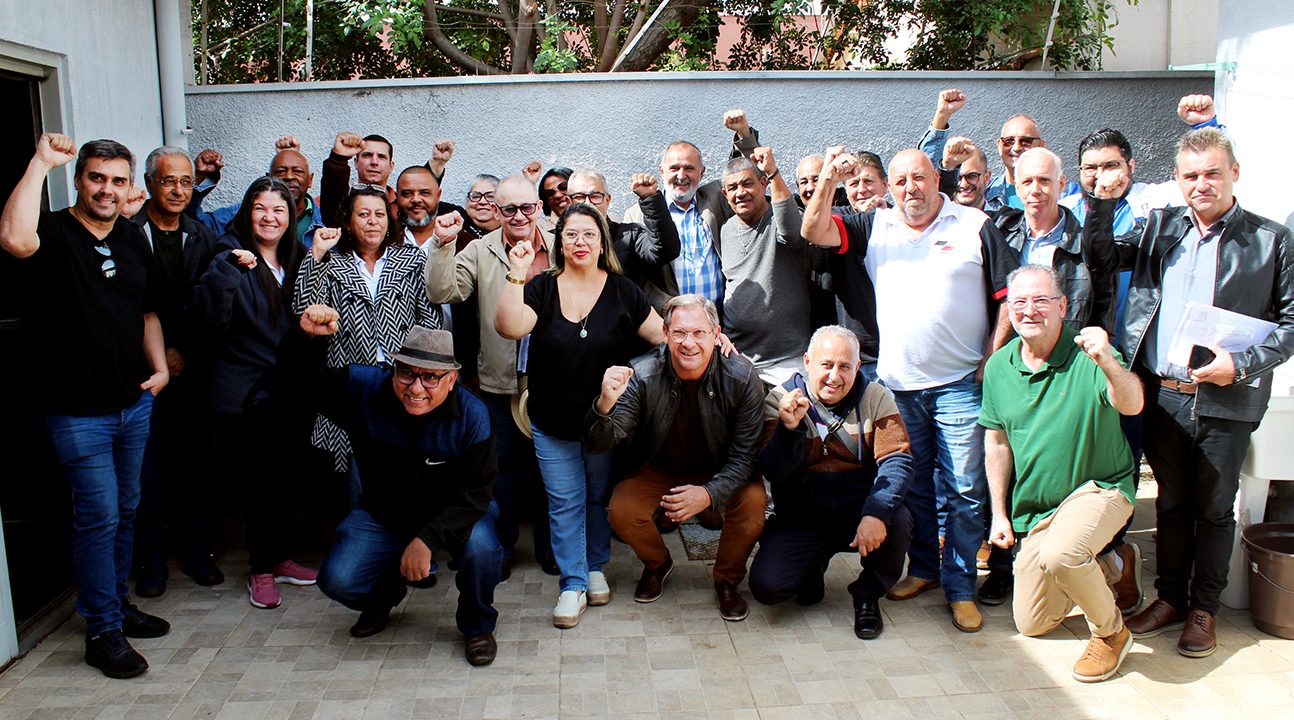 Presidente Clícia Mara representa Servidores de Itaquá em articulação com lideranças sindicais do Estado de São Paulo